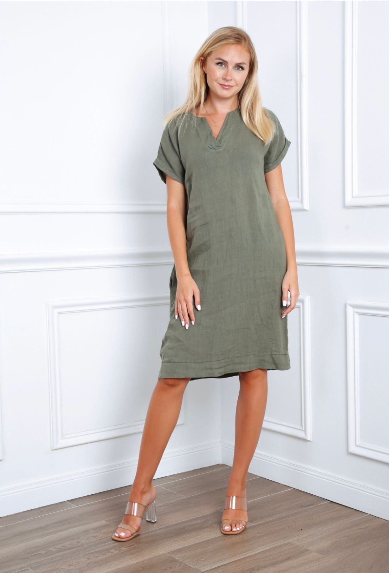 Robe en col V - 100% Lin